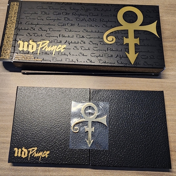 Urban Decay Prince Eyeshadow Pallete Limited Edition - Picture 3 of 3